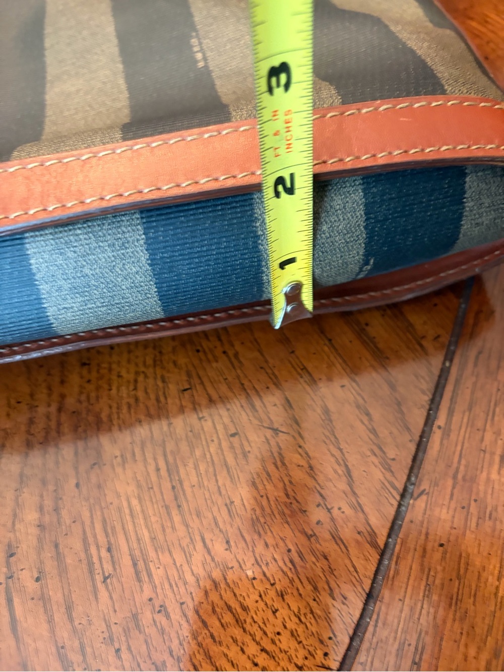 Fendi Zucca Stripe Canvas Bag in Black & Tan. Excellent condition, Authenticated - Picture 14 of 14